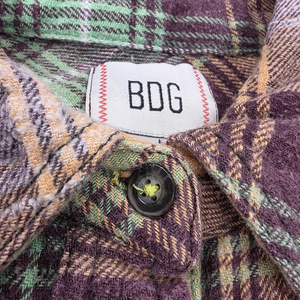 BDG Shirt Womens XS Multicolor Plaid Flannel Raw Hem Button Up Relaxed Fit Boho - Picture 13 of 16